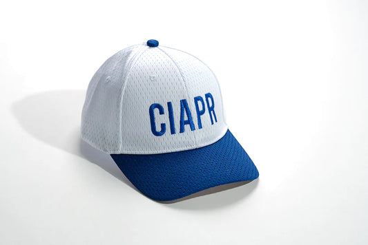 Gorra Blanca y Azul Bordada